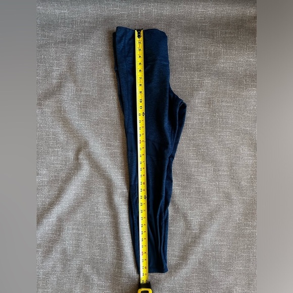 GAIM Yoga Leggings in Blue with Mesh Size Large - Picture 10 of 10